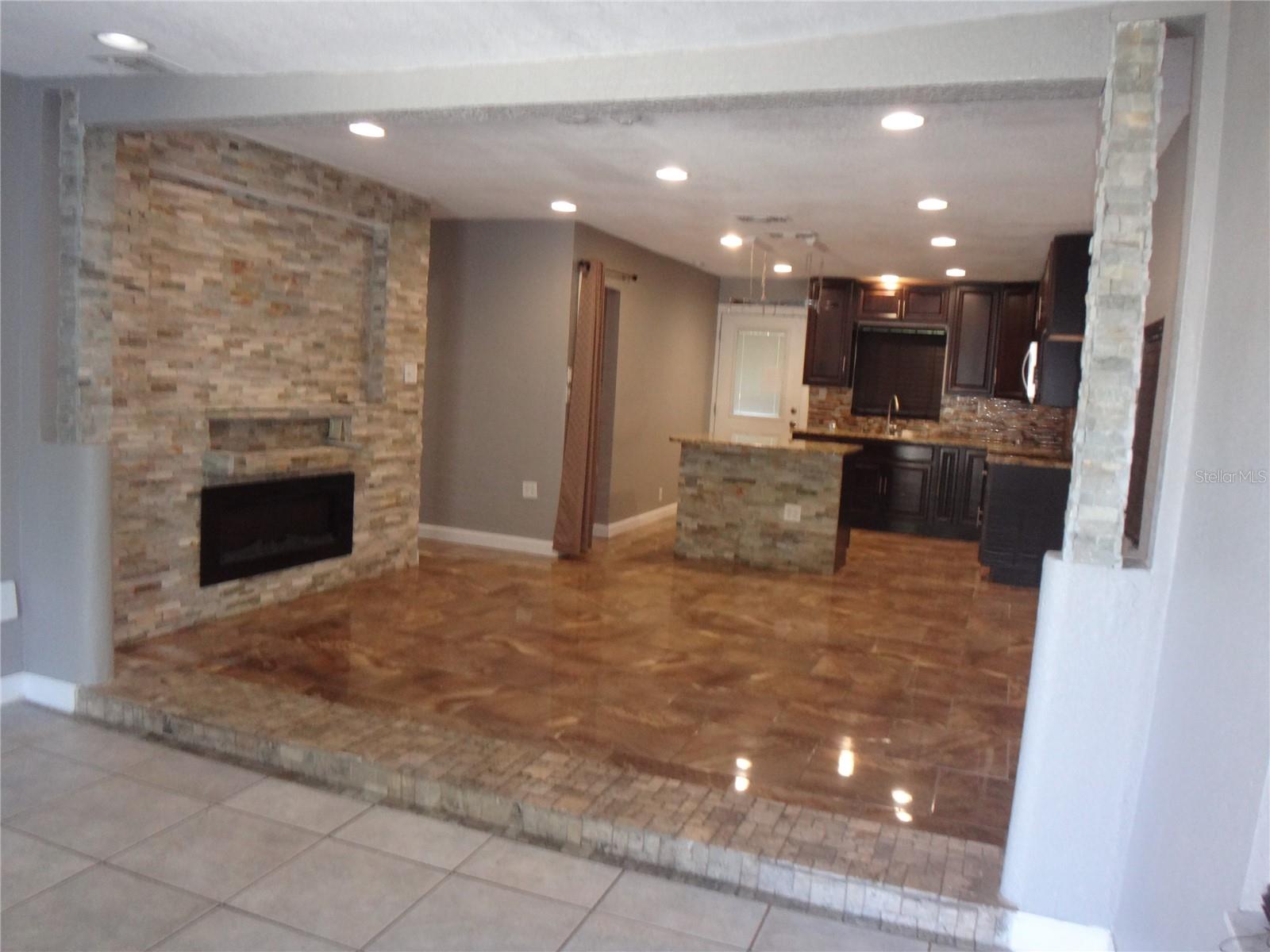 212 BASSEDENA CIR S, LAKELAND, FL, 33805