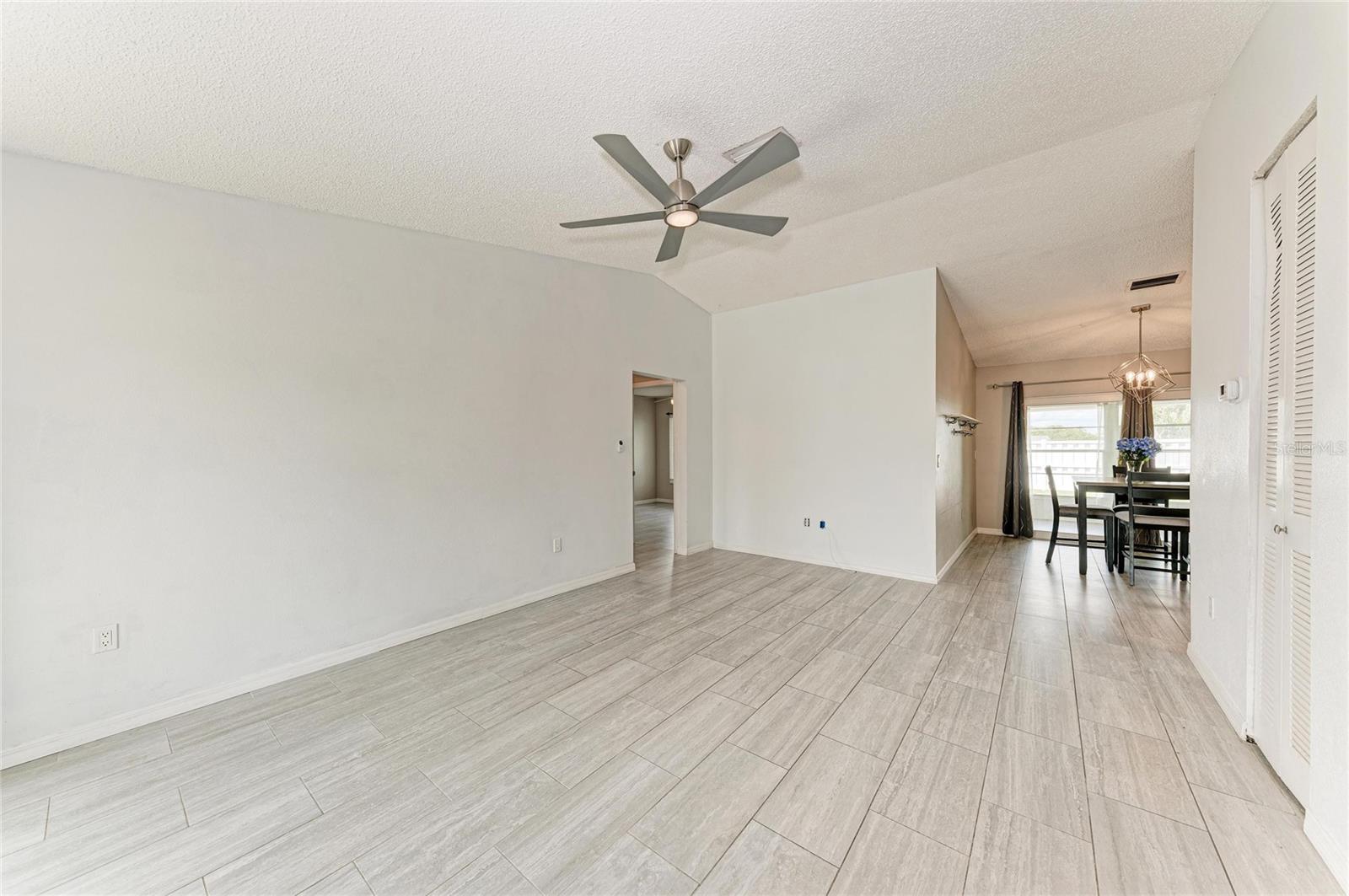 4110 39TH AVE W, BRADENTON, FL, 34205