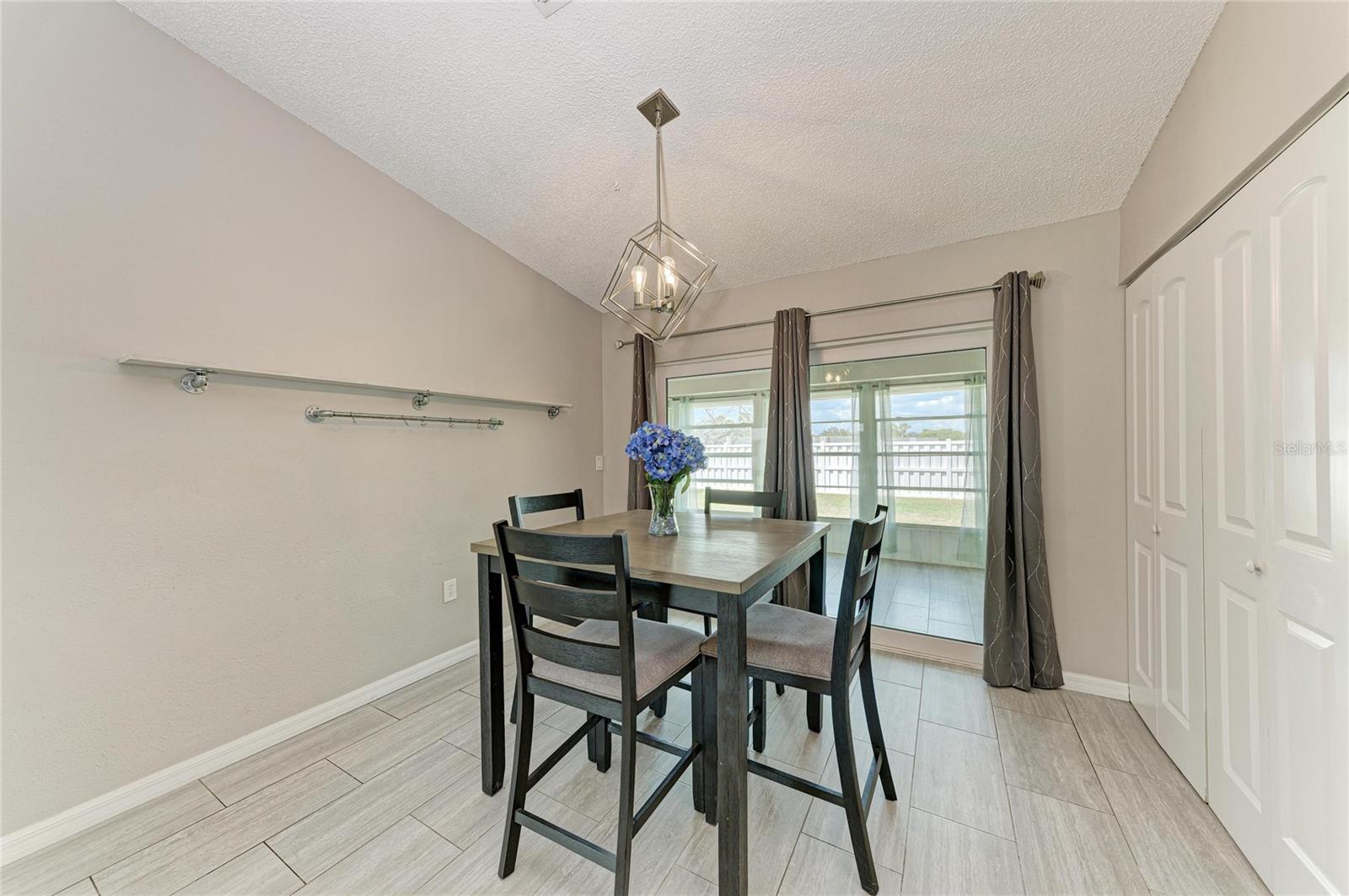 4110 39TH AVE W, BRADENTON, FL, 34205