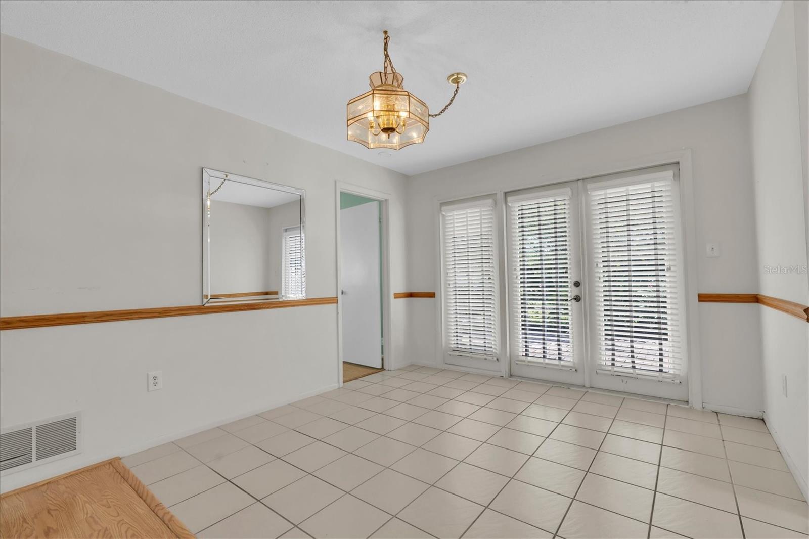 5511 10TH AVENUE DR W, BRADENTON, FL, 34209