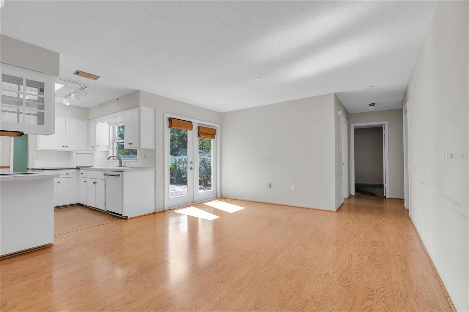 5511 10TH AVENUE DR W, BRADENTON, FL, 34209