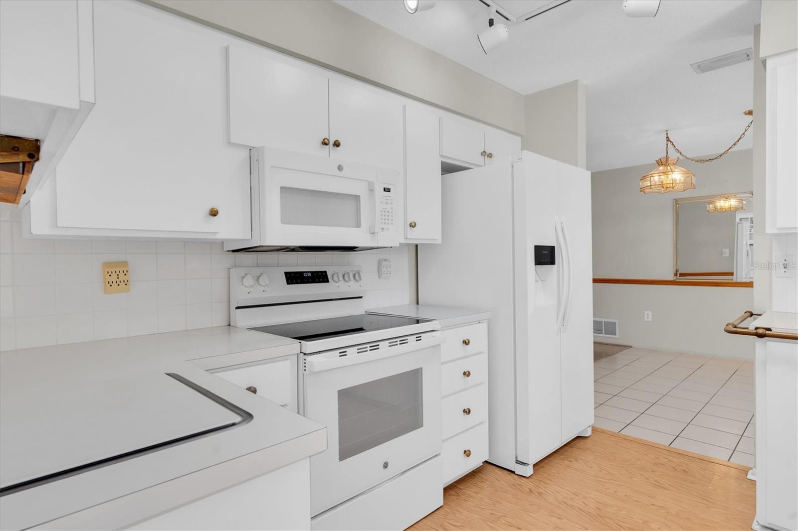 5511 10TH AVENUE DR W, BRADENTON, FL, 34209