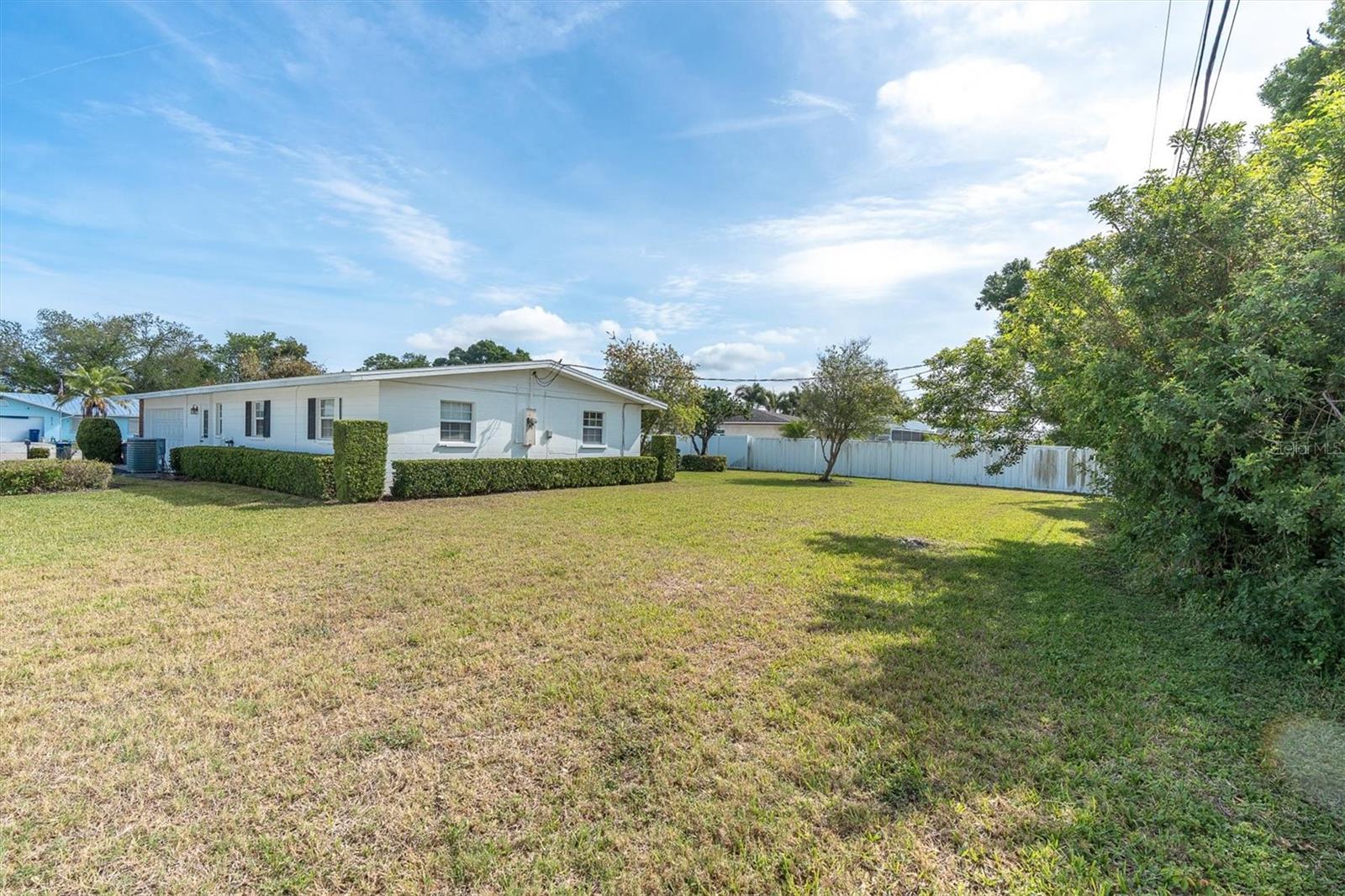 5511 10TH AVENUE DR W, BRADENTON, FL, 34209