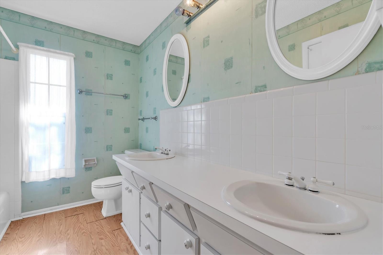 5511 10TH AVENUE DR W, BRADENTON, FL, 34209