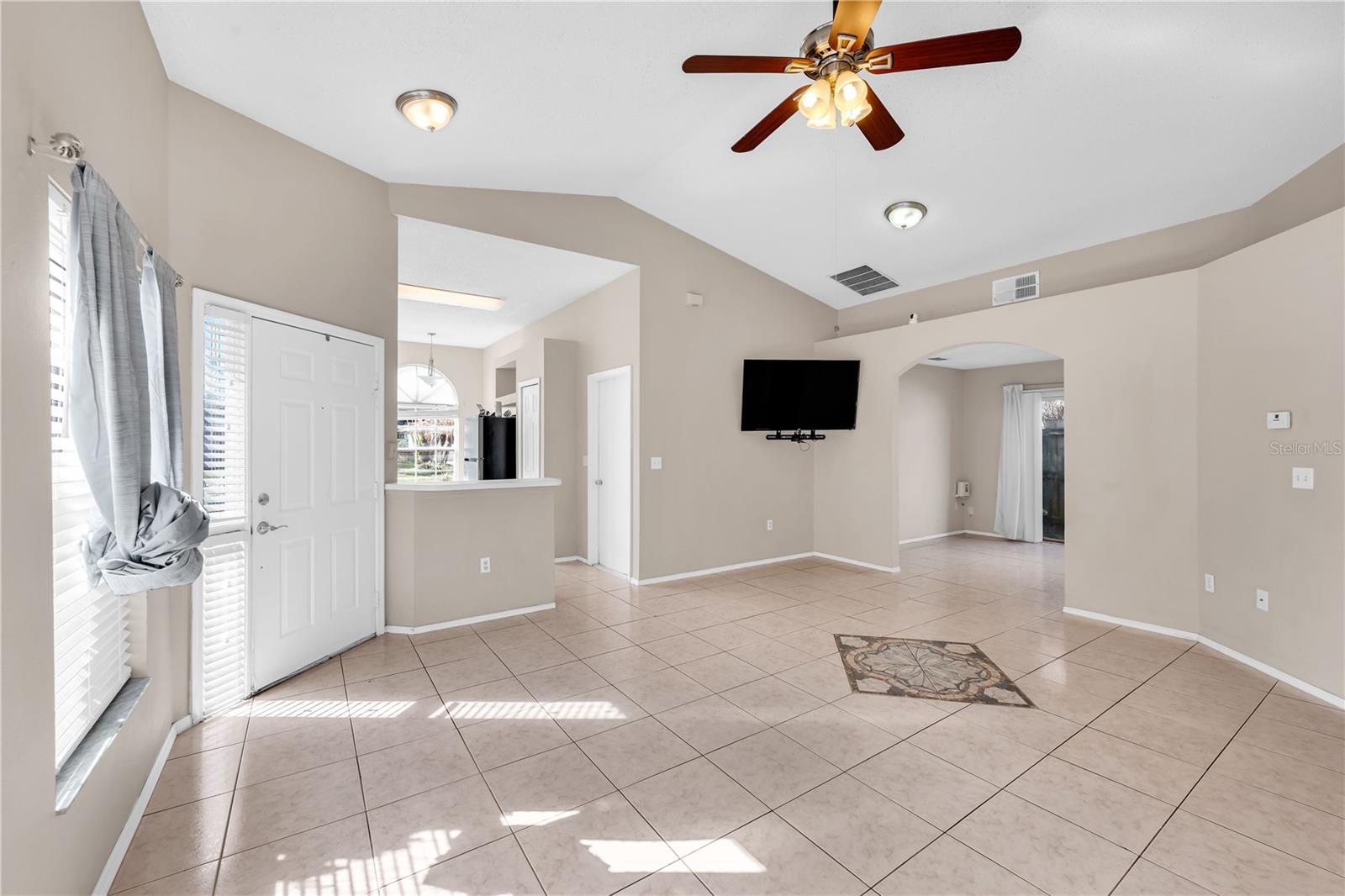 385 BRIAR BAY CIR, ORLANDO, FL, 32825