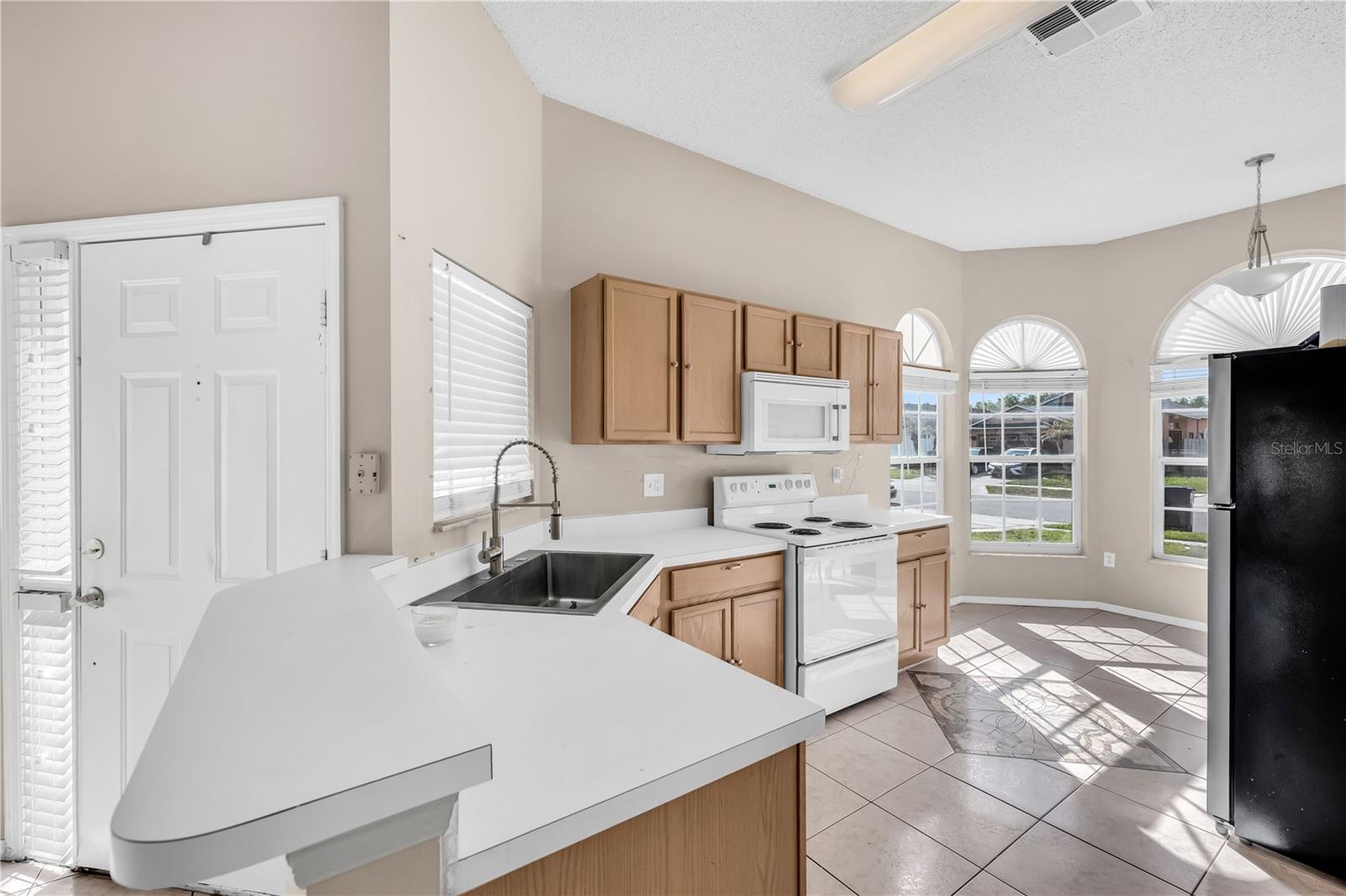 385 BRIAR BAY CIR, ORLANDO, FL, 32825