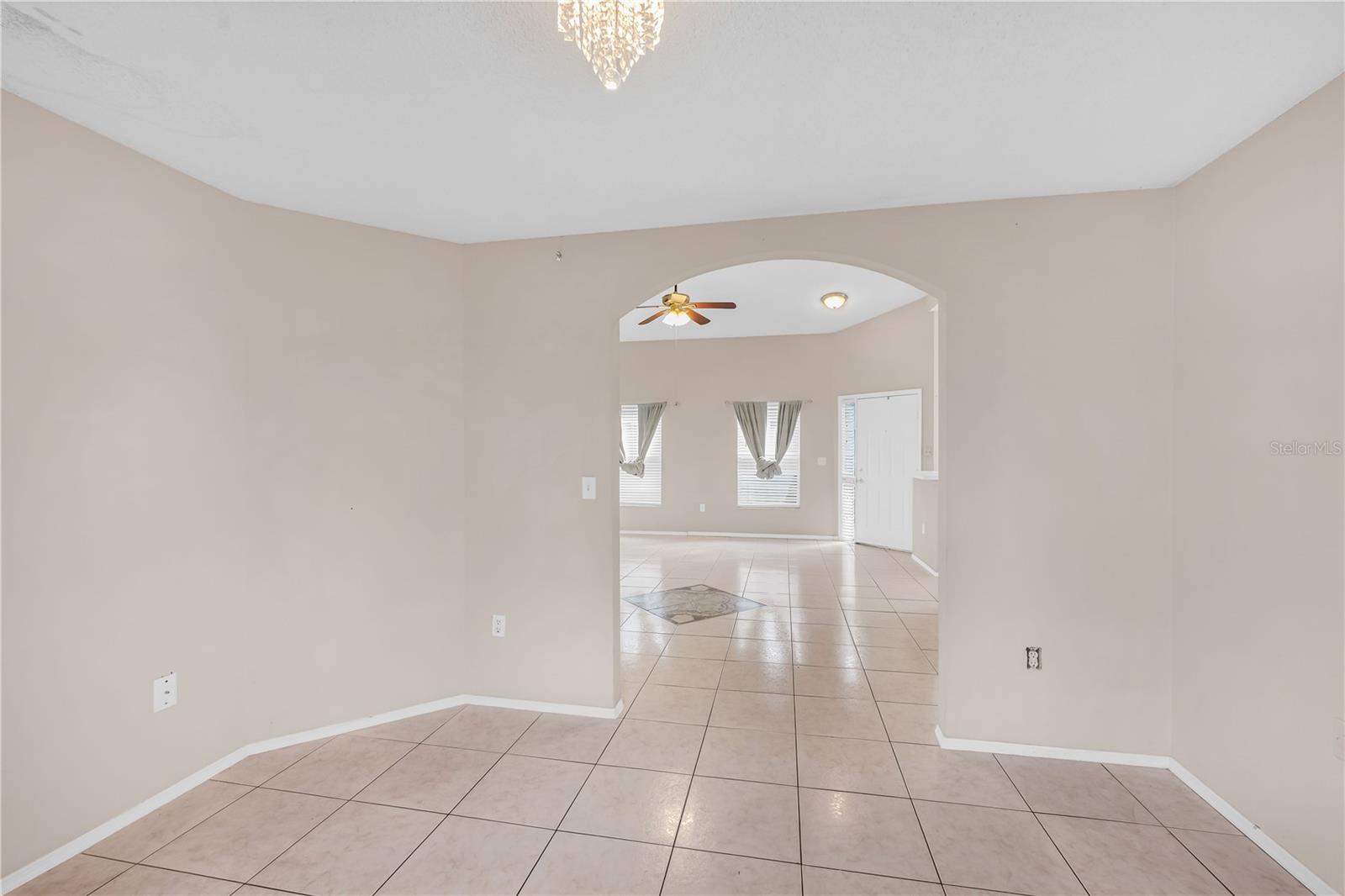 385 BRIAR BAY CIR, ORLANDO, FL, 32825