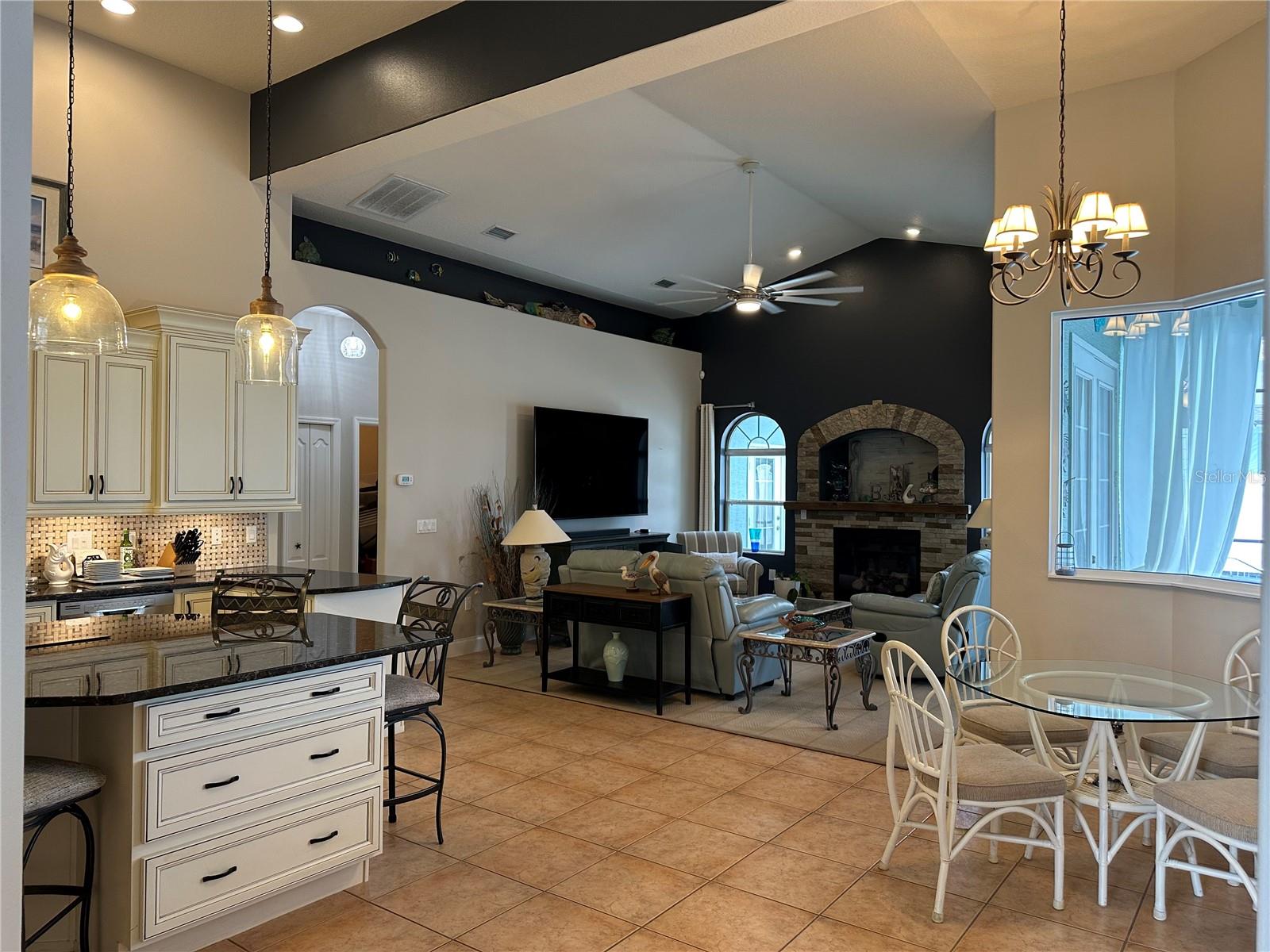 20 EVANSTON LN, PALM COAST, FL, 32164