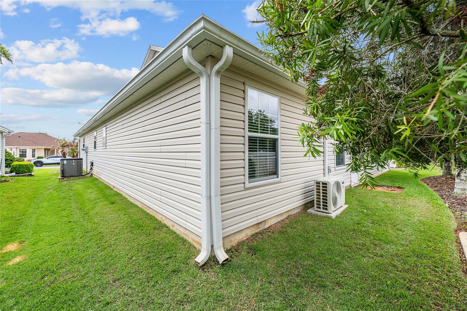 1656 HOLLOW BRANCH WAY, THE VILLAGES, FL, 32162