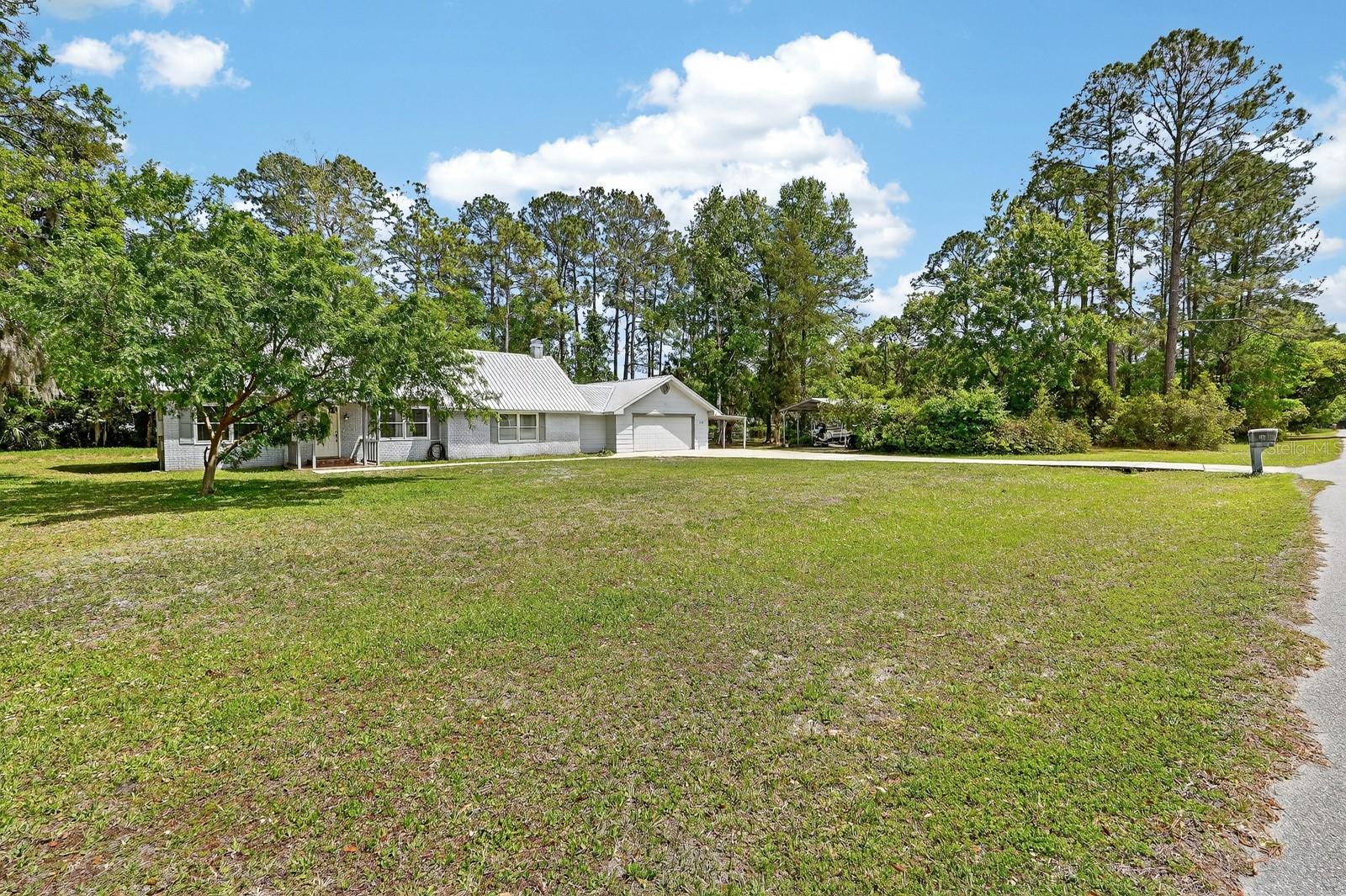 116 ROUND LAKE CIR, PALATKA, FL, 32177