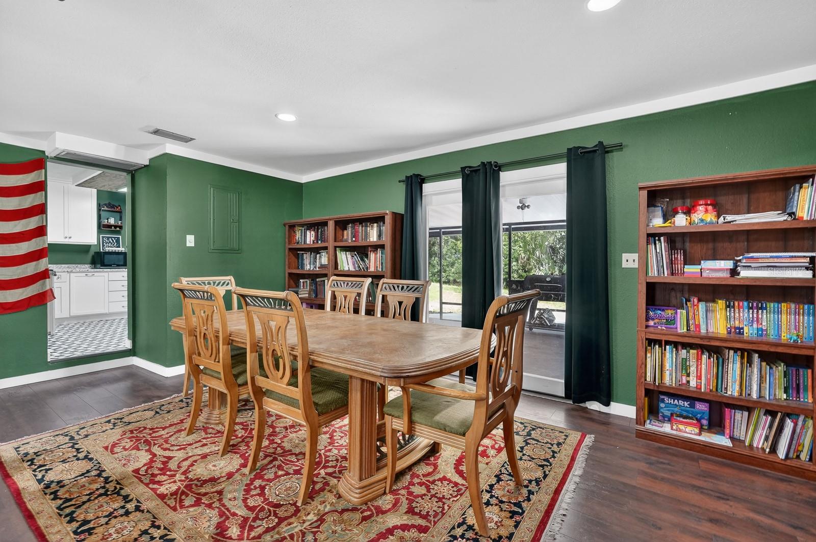 116 ROUND LAKE CIR, PALATKA, FL, 32177