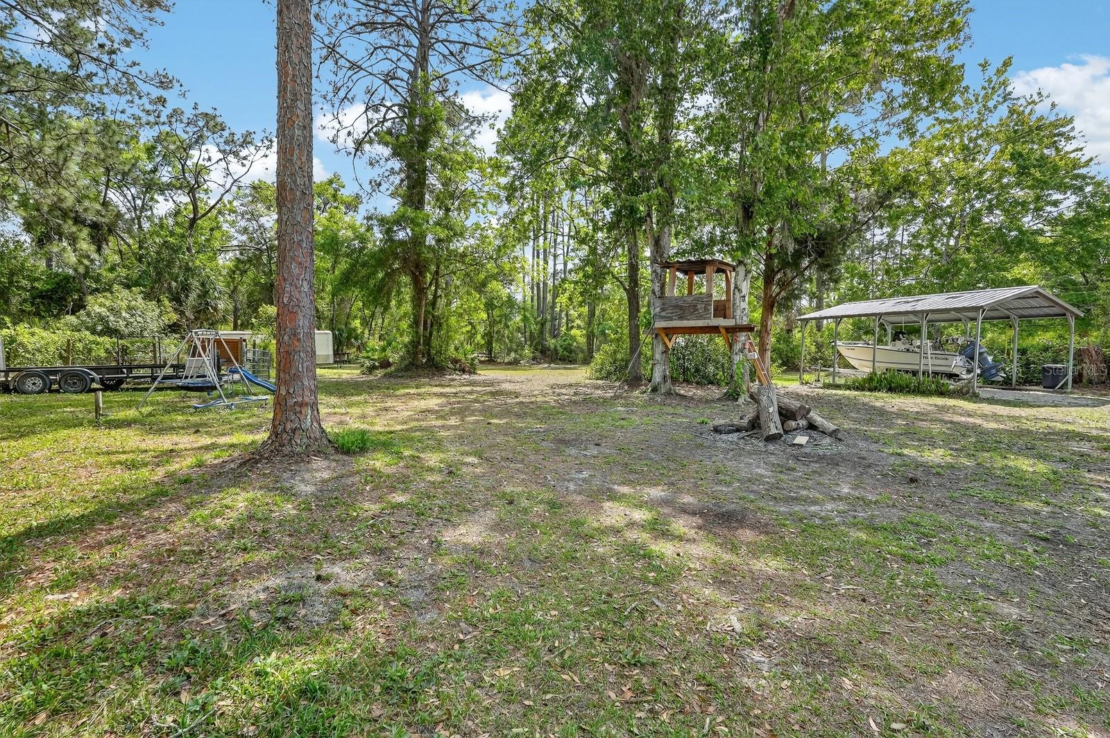 116 ROUND LAKE CIR, PALATKA, FL, 32177