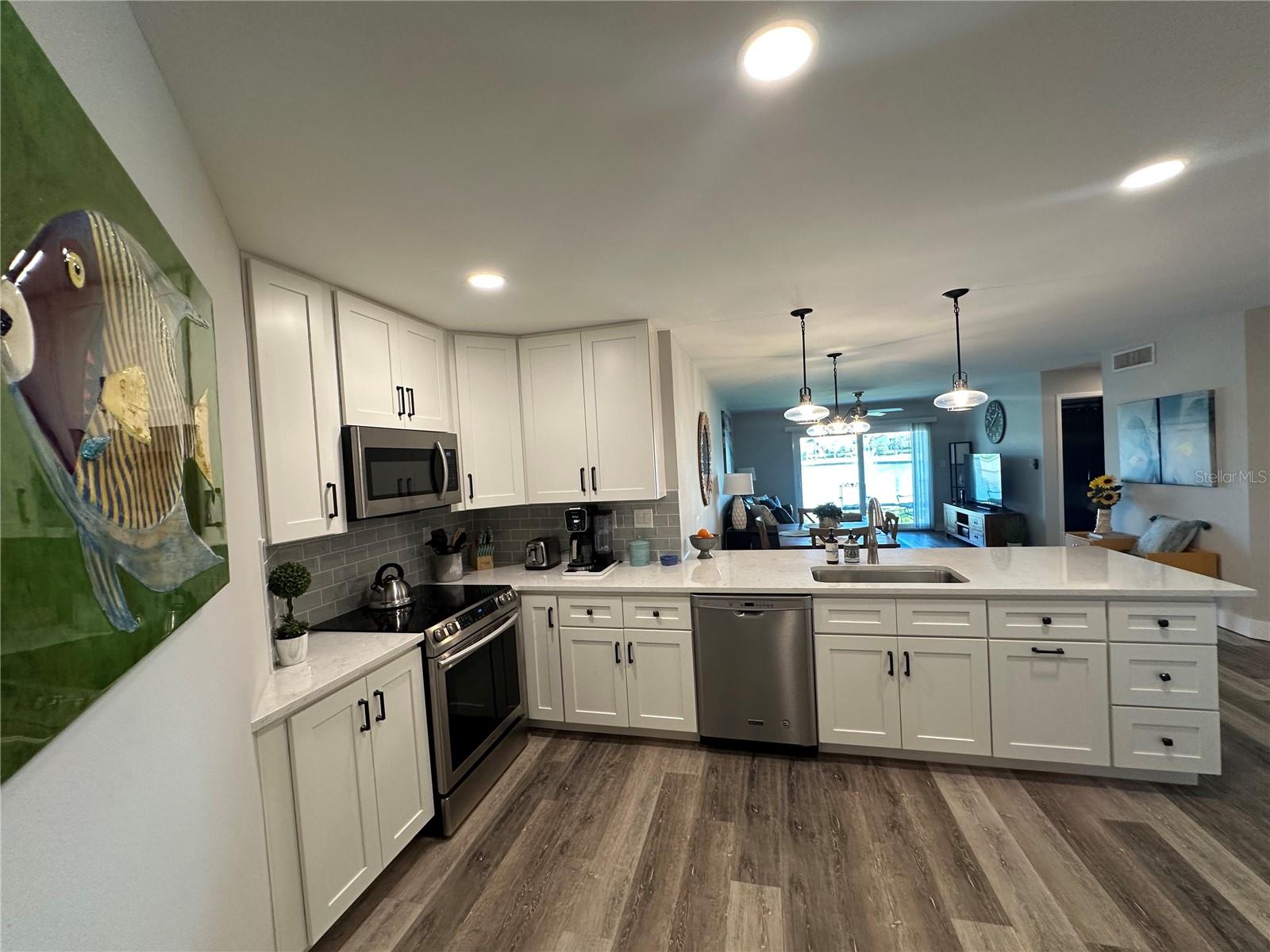 6100 BAHIA DEL MAR CIR #102, ST PETERSBURG, FL, 33715