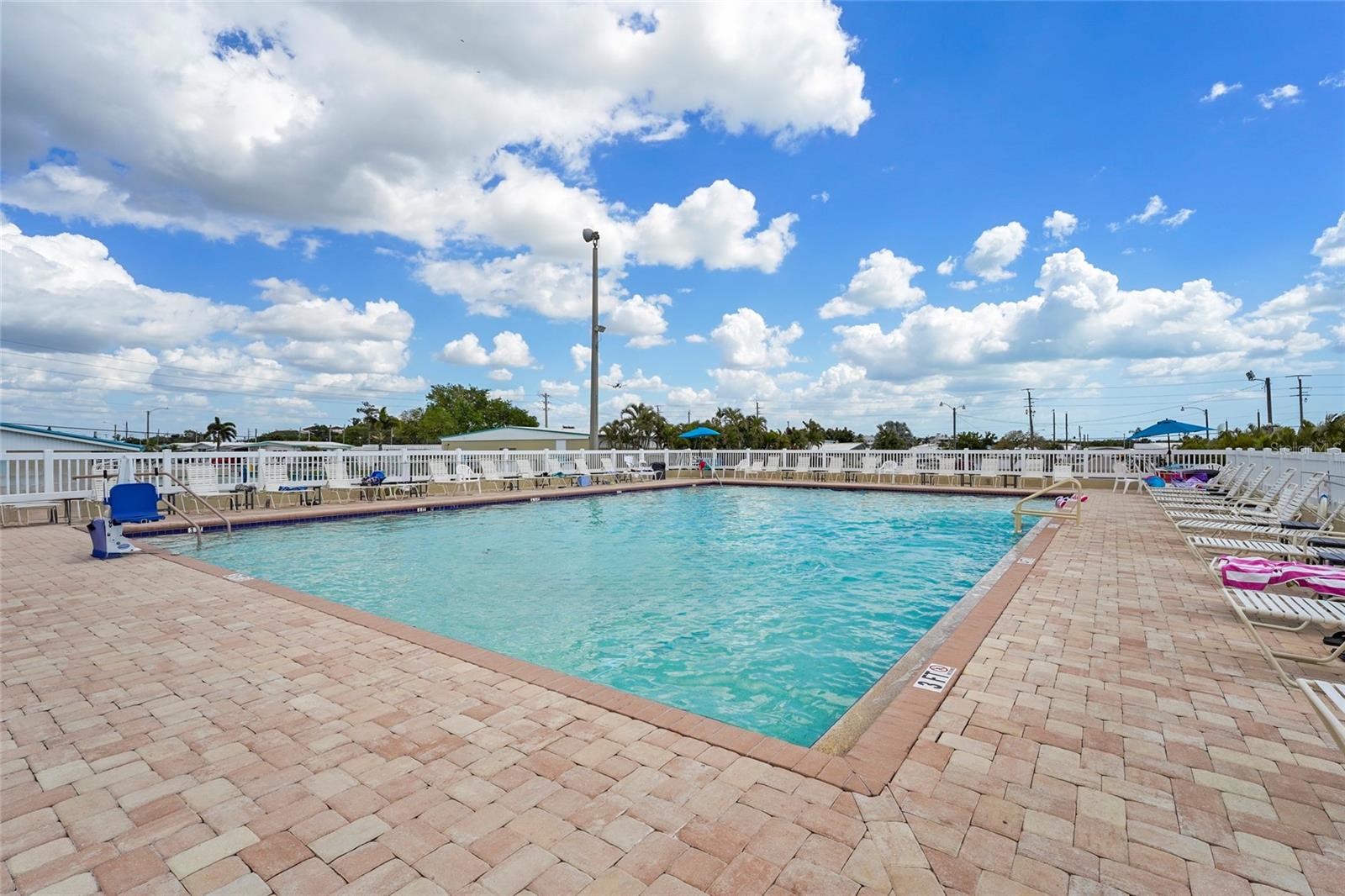 6624 MARINA DR, BRADENTON, FL, 34207