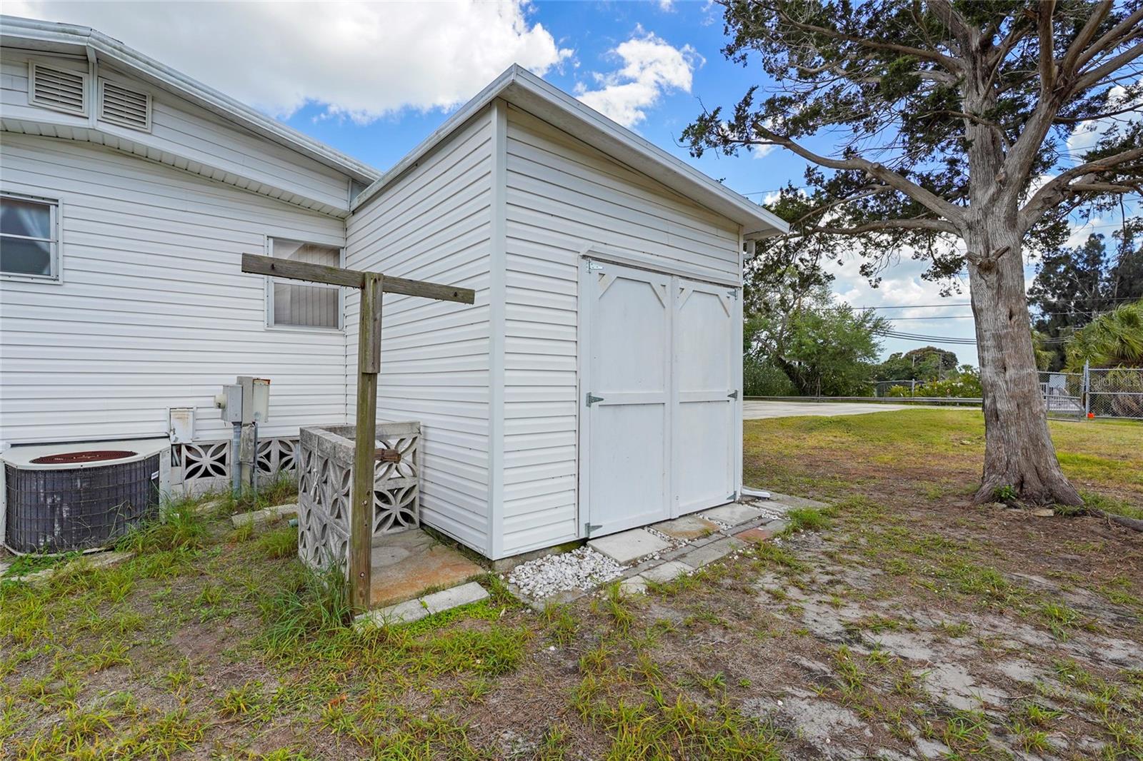 6624 MARINA DR, BRADENTON, FL, 34207