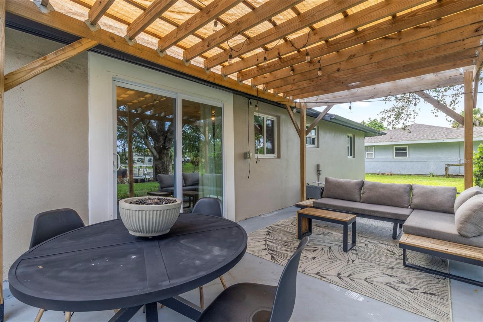 2586 AUBURN BLVD, PORT CHARLOTTE, FL, 33948