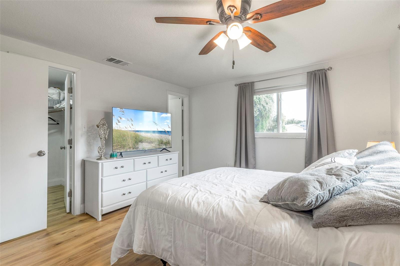 2586 AUBURN BLVD, PORT CHARLOTTE, FL, 33948