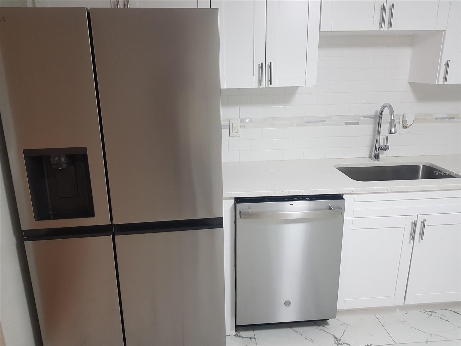 311 58TH AVE E, BRADENTON, FL, 34203