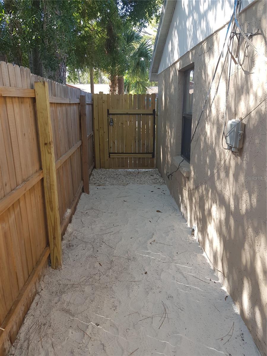 311 58TH AVE E, BRADENTON, FL, 34203