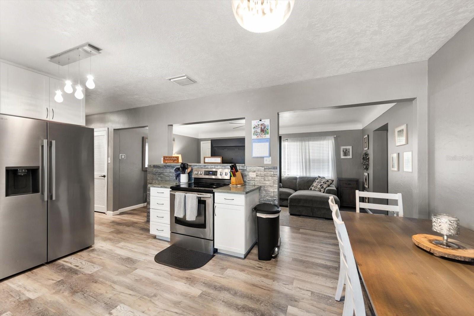 9940 108TH ST, SEMINOLE, FL, 33772