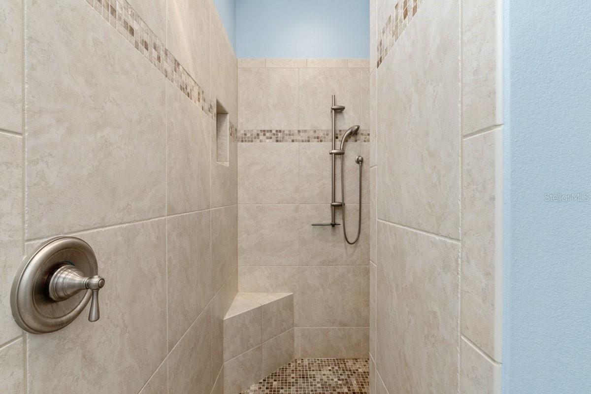 9 NORTHSHORE DR, PALM COAST, FL, 32137