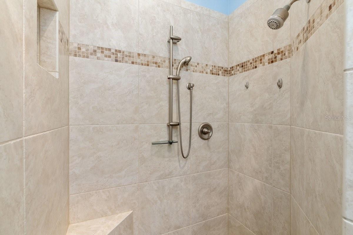 9 NORTHSHORE DR, PALM COAST, FL, 32137
