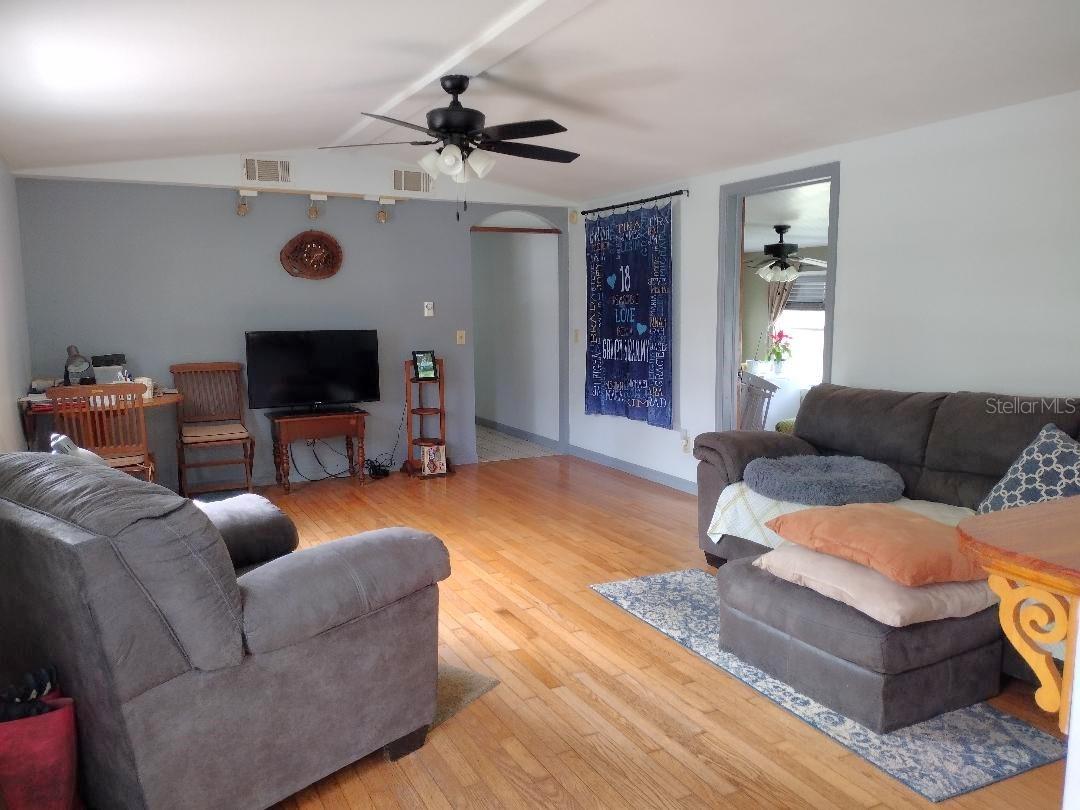4442 CLOVE AVE, BUNNELL, FL, 32110