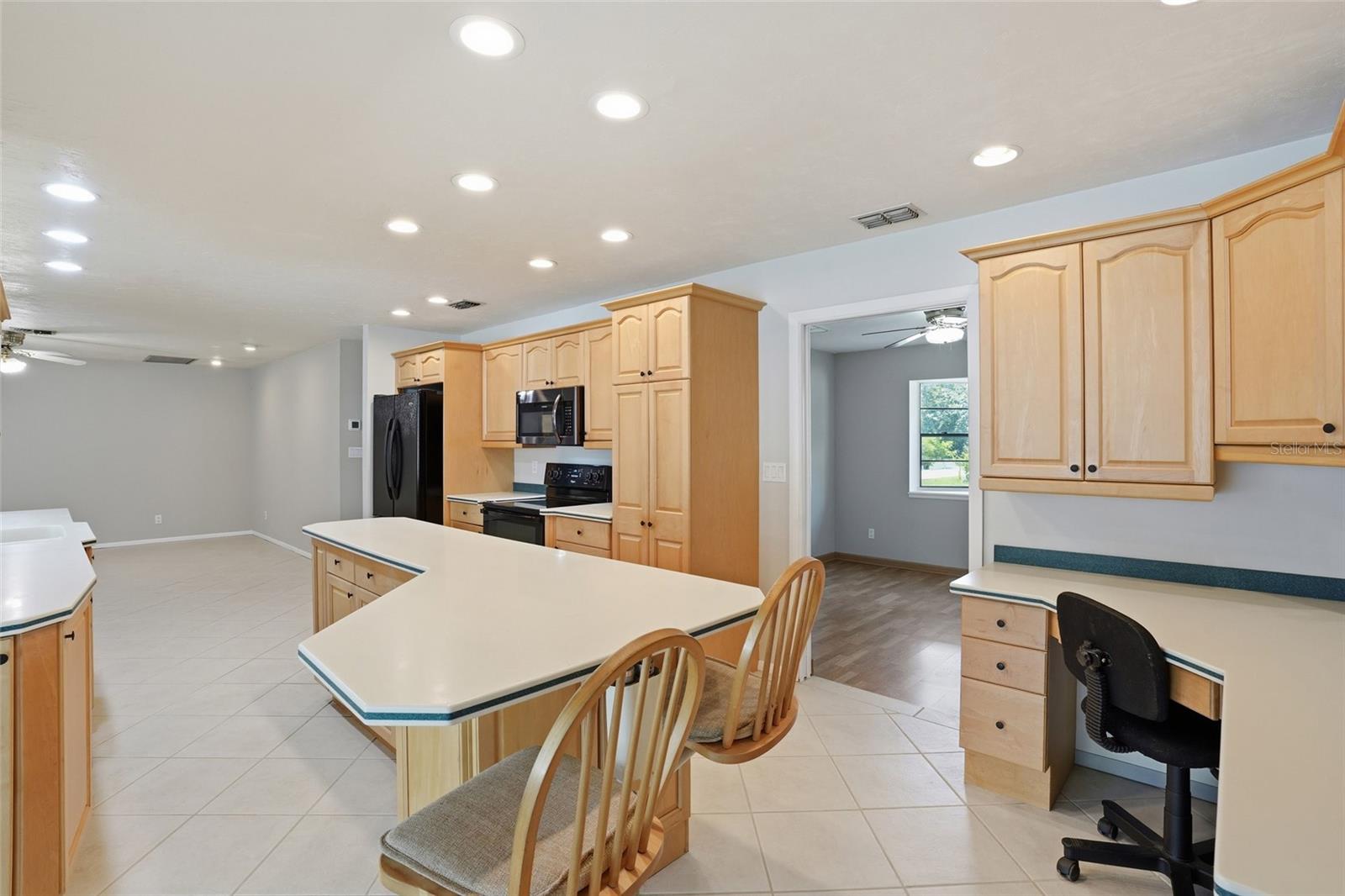 6227 FOXFIRE LN, FORT MYERS, FL, 33912