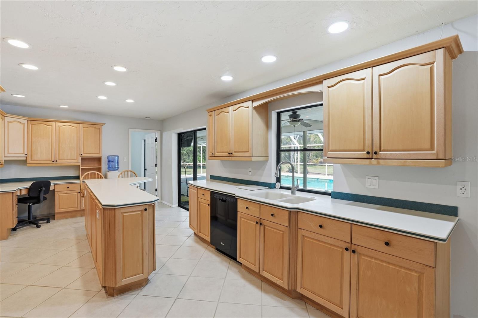 6227 FOXFIRE LN, FORT MYERS, FL, 33912
