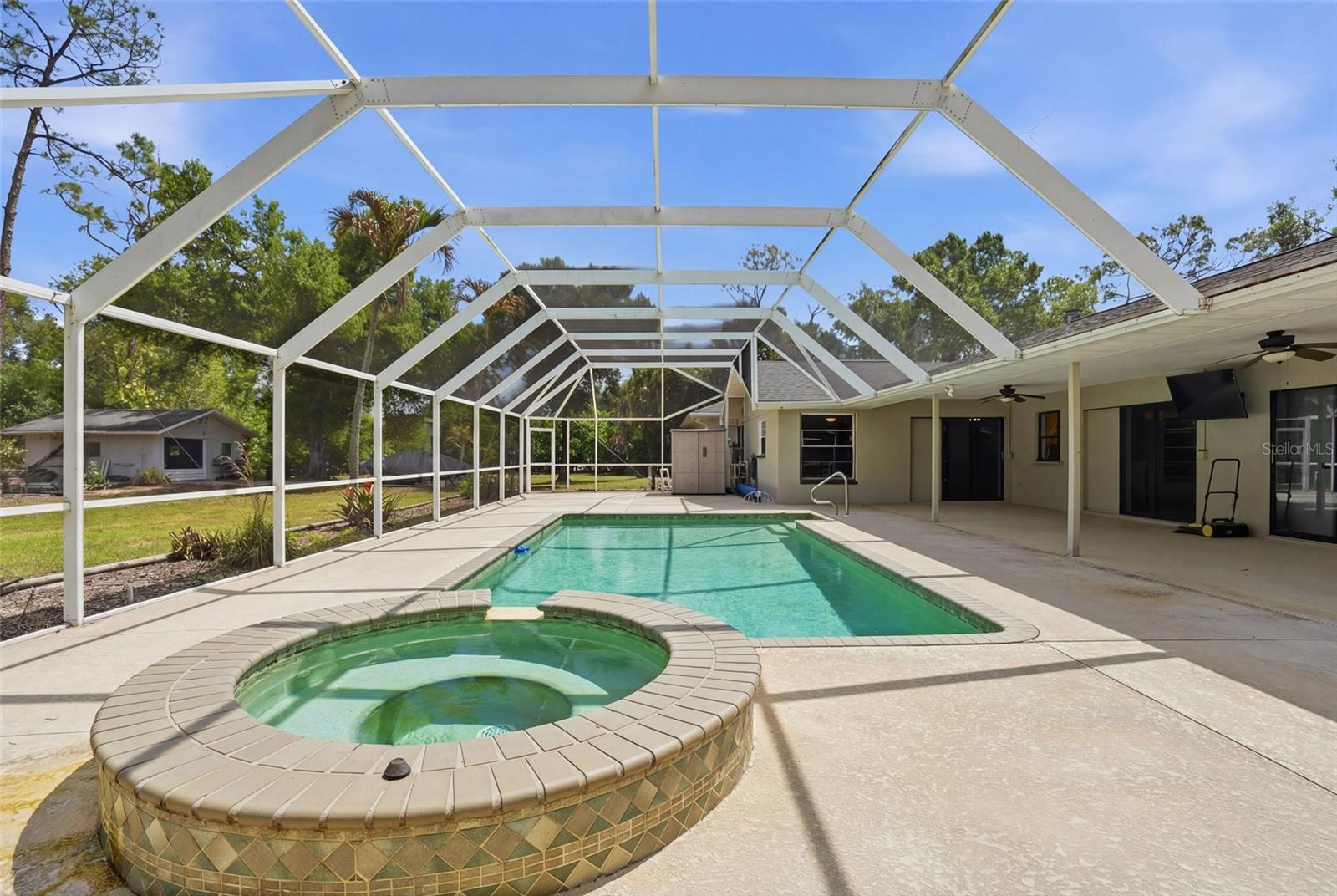 6227 FOXFIRE LN, FORT MYERS, FL, 33912