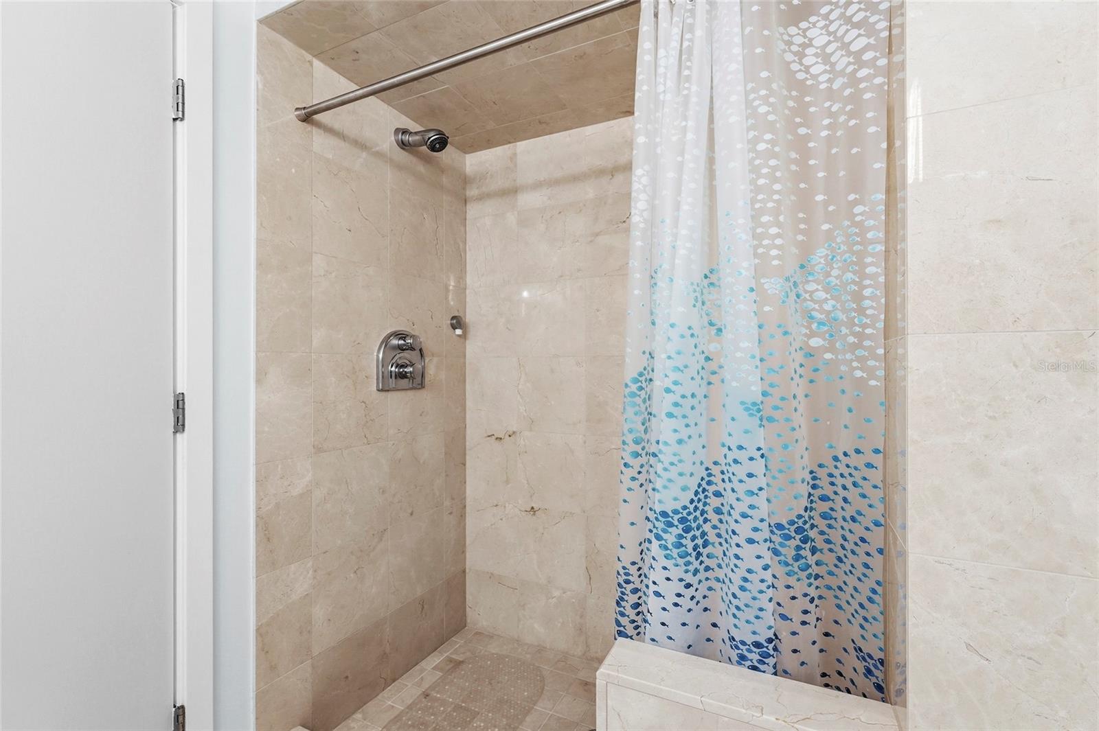 2425 GULF OF MEXICO DR #8C, LONGBOAT KEY, FL, 34228