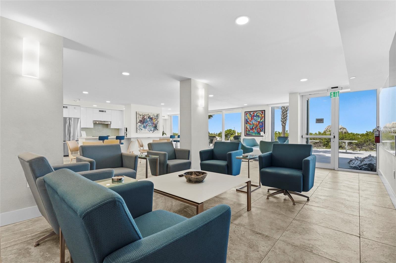 2425 GULF OF MEXICO DR #8C, LONGBOAT KEY, FL, 34228