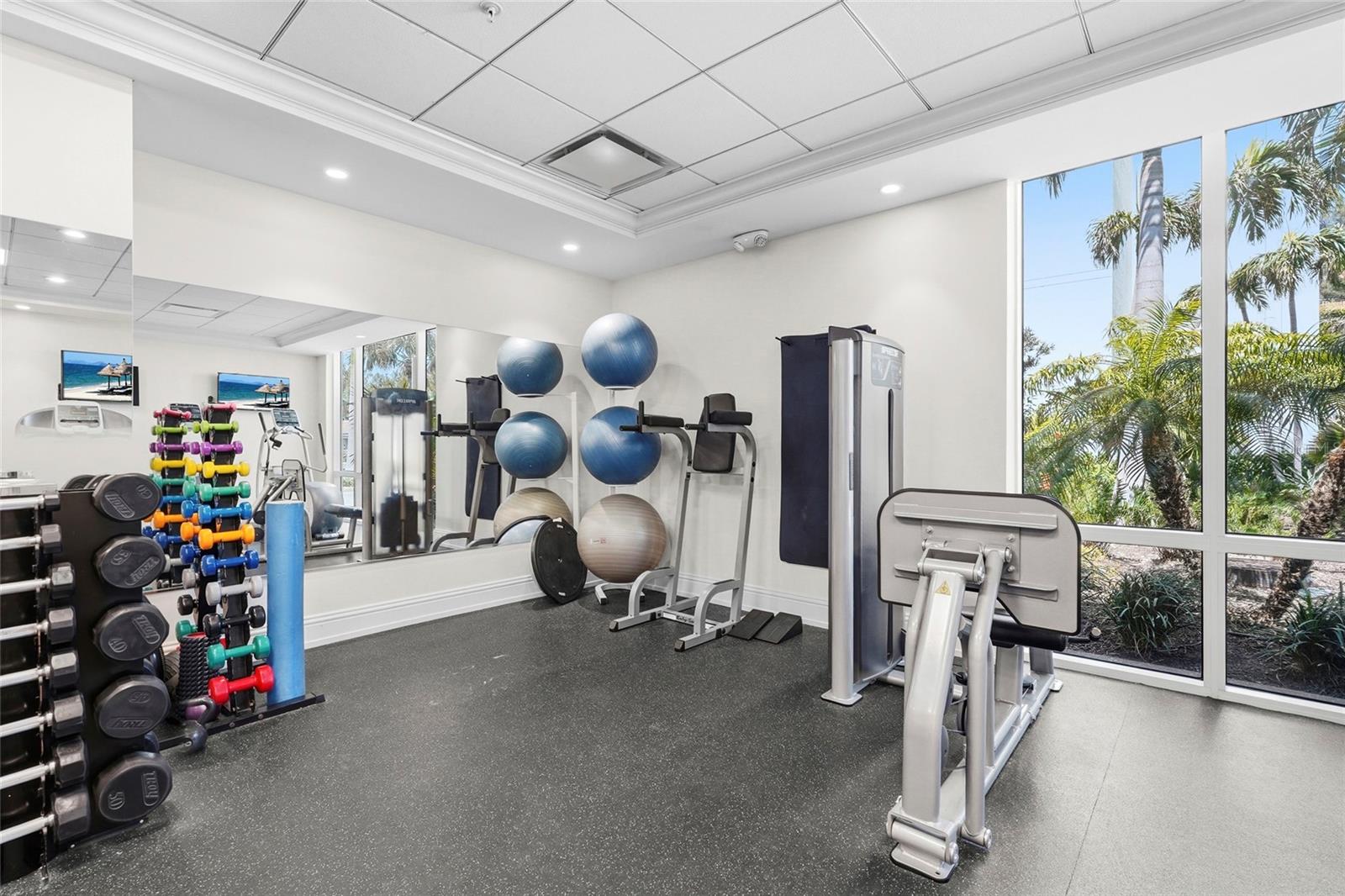 2425 GULF OF MEXICO DR #8C, LONGBOAT KEY, FL, 34228