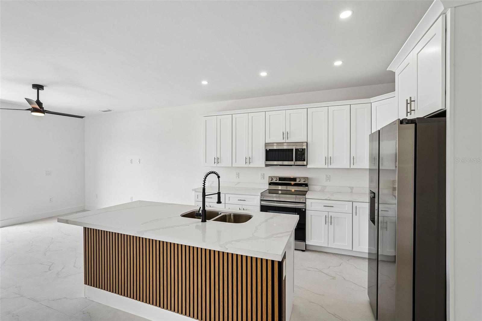2406 HIGHTOWER AVE S, LEHIGH ACRES, FL, 33973