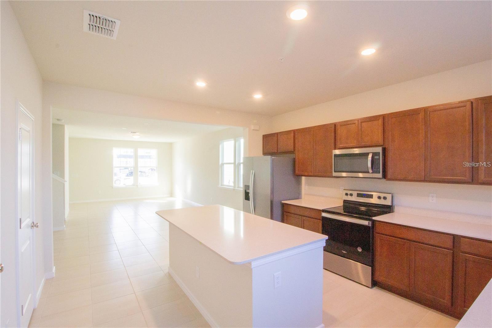 10355 FOLLY BEACH RD, ORLANDO, FL, 32827