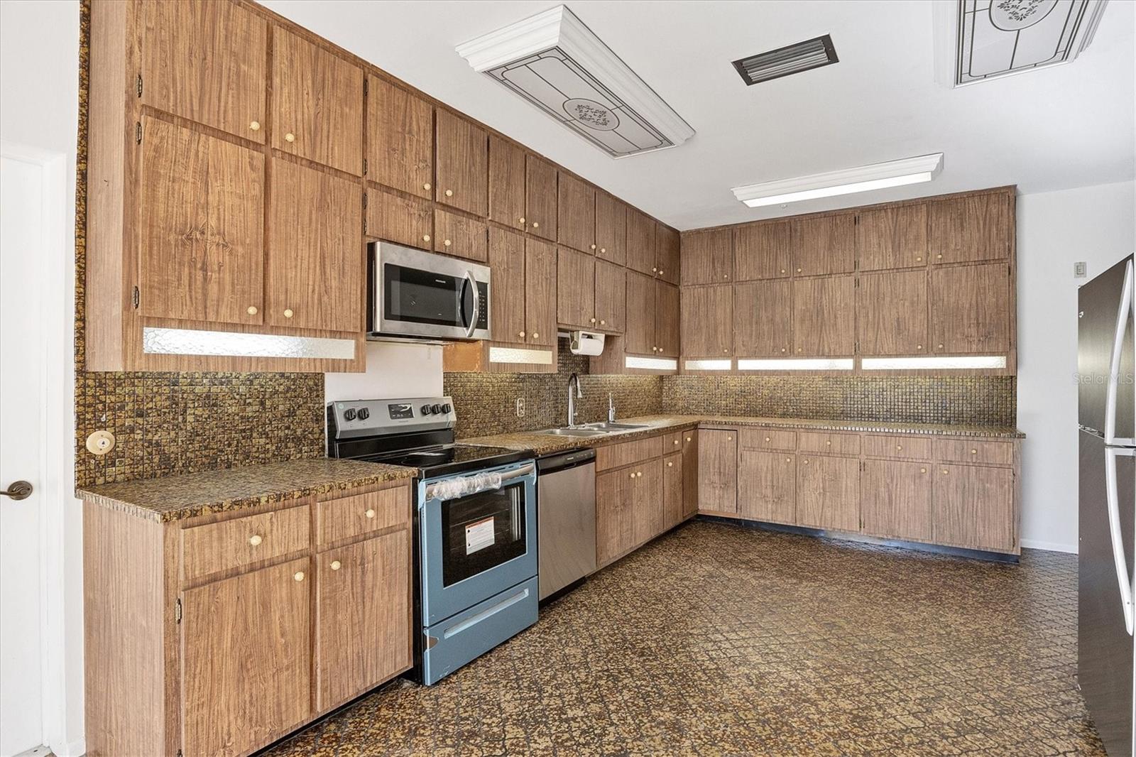 2605 DESOTO RD, SARASOTA, FL, 34234