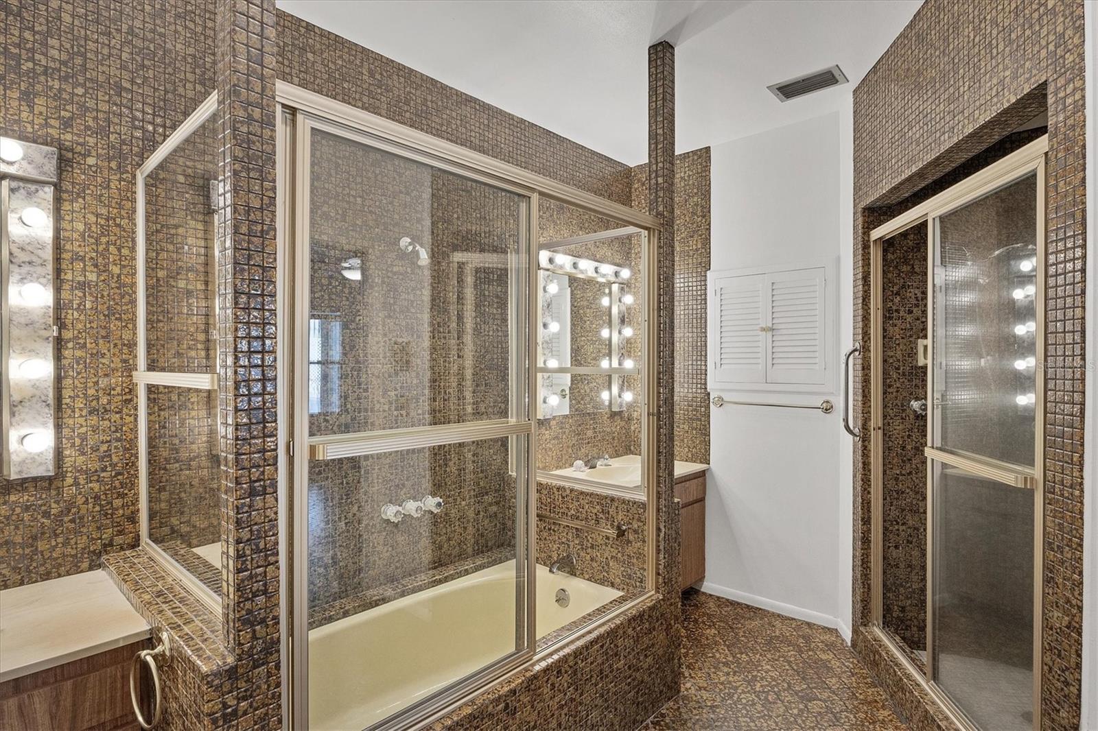 2605 DESOTO RD, SARASOTA, FL, 34234
