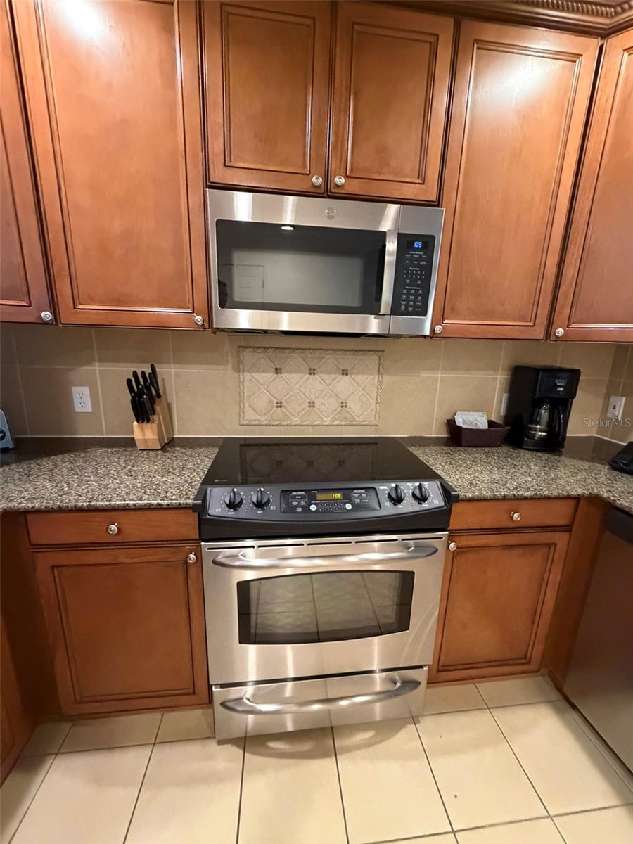 7656 WHISPER WAY #401, REUNION, FL, 34747