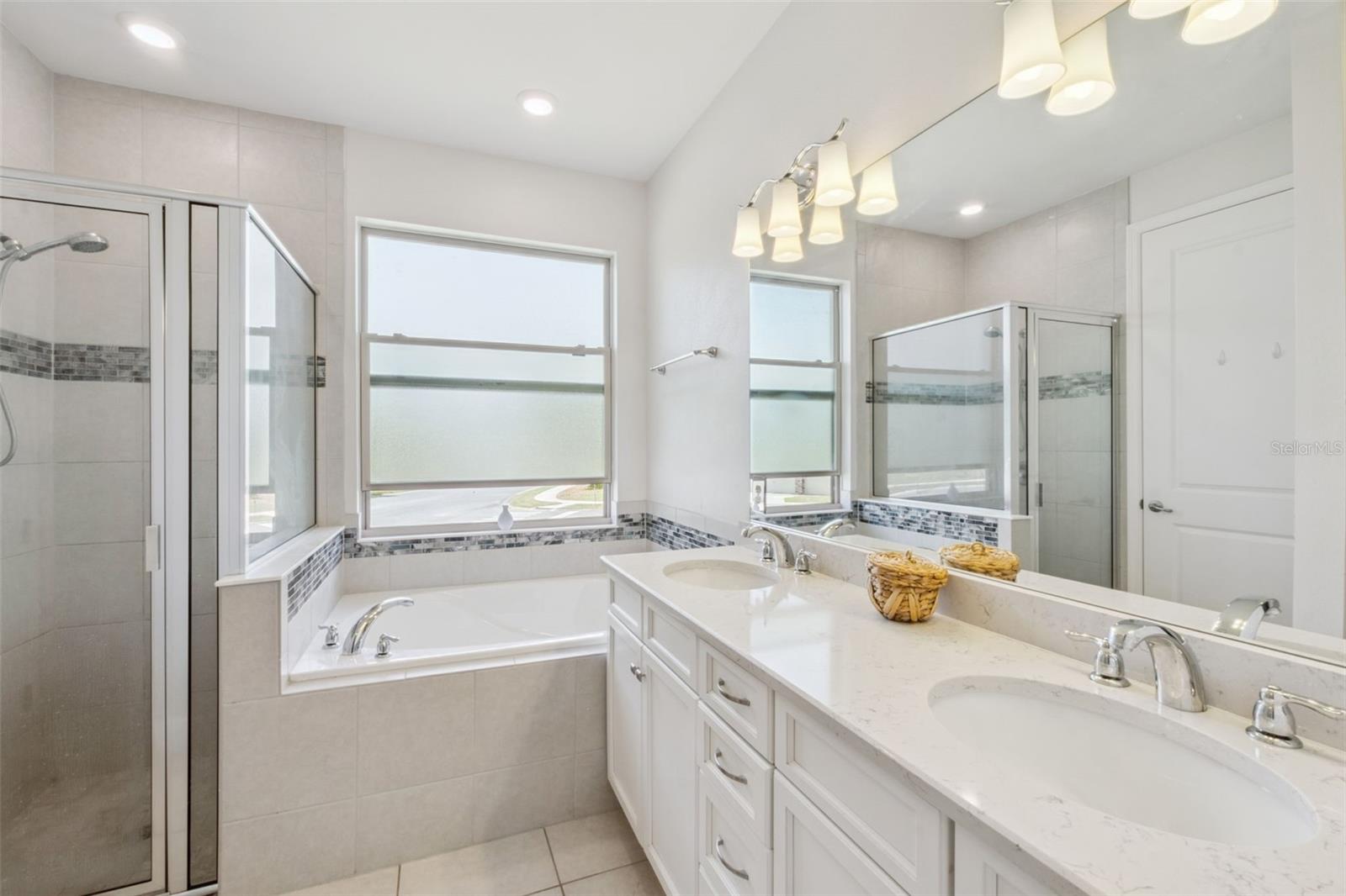 24414 WOODHILL CT, SORRENTO, FL, 32776