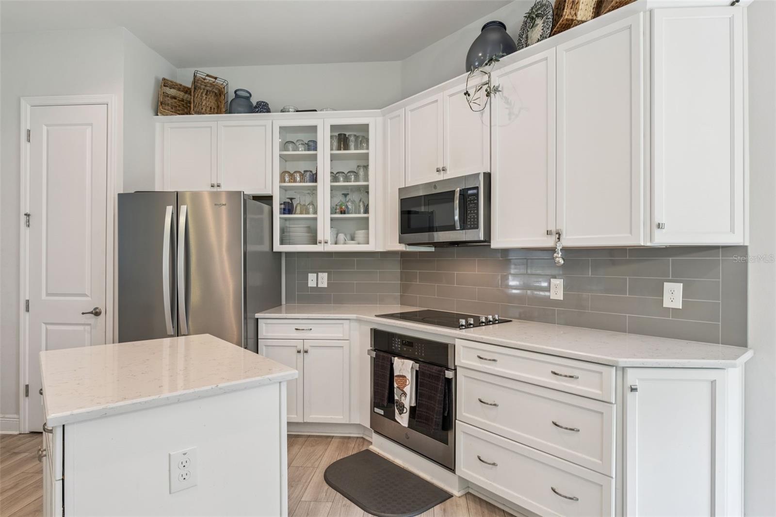 24414 WOODHILL CT, SORRENTO, FL, 32776