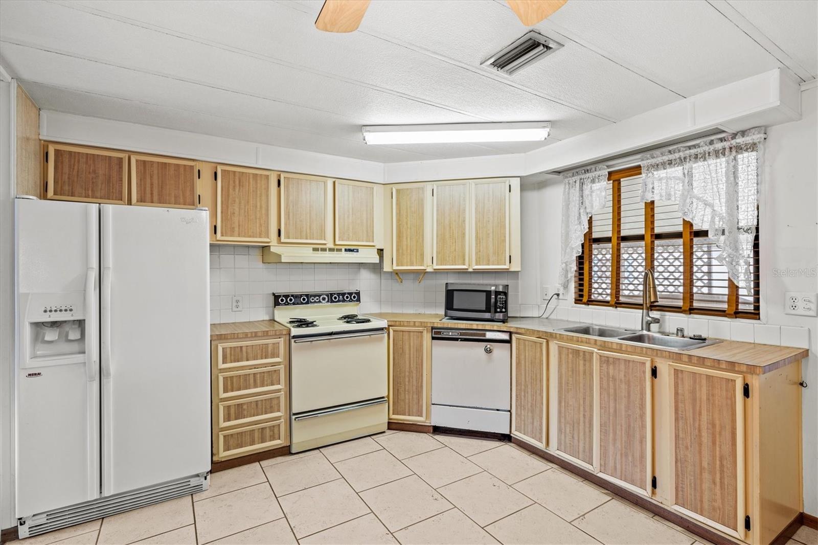 5316 53RD AVE E #K28, BRADENTON, FL, 34203