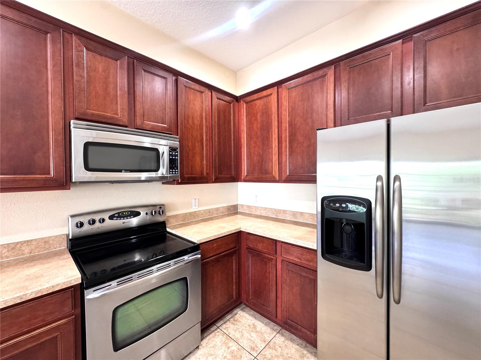 1985 ESTANCIA CIR, KISSIMMEE, FL, 34741