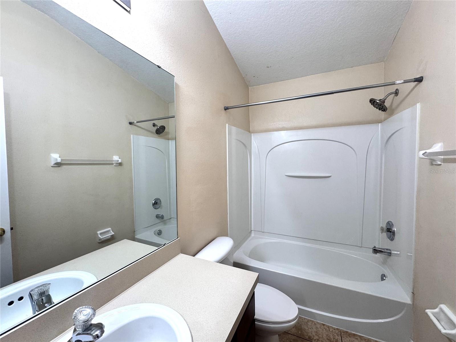 1985 ESTANCIA CIR, KISSIMMEE, FL, 34741