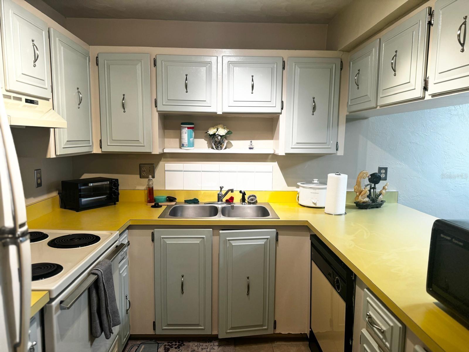 1415 OCEAN SHORE BLVD #B060, ORMOND BEACH, FL, 32176