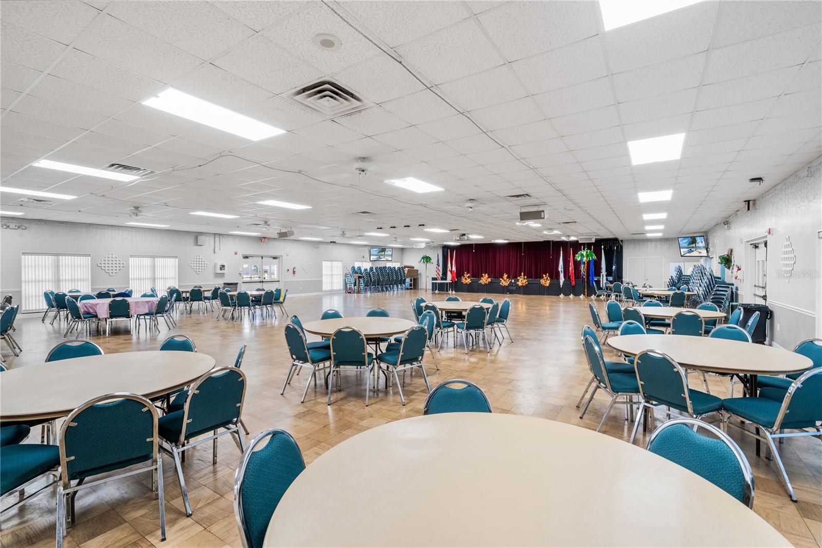 3208 OAKWOOD BLVD S, SARASOTA, FL, 34237