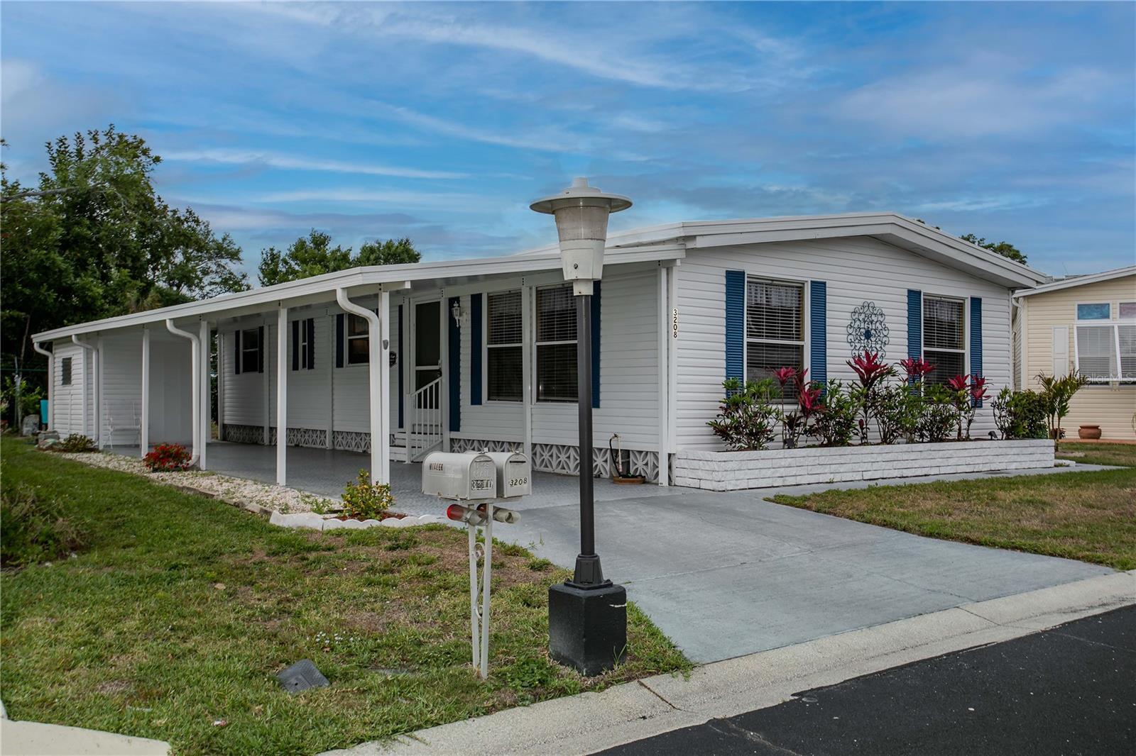 3208 OAKWOOD BLVD S, SARASOTA, FL, 34237