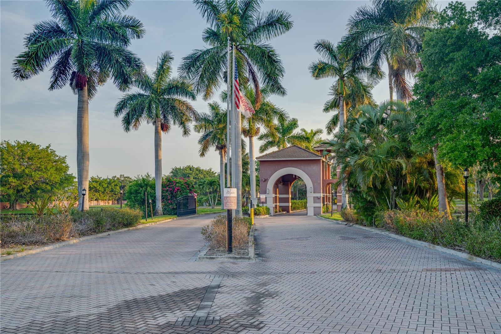 10263 GANDY BLVD N #2106, ST PETERSBURG, FL, 33702