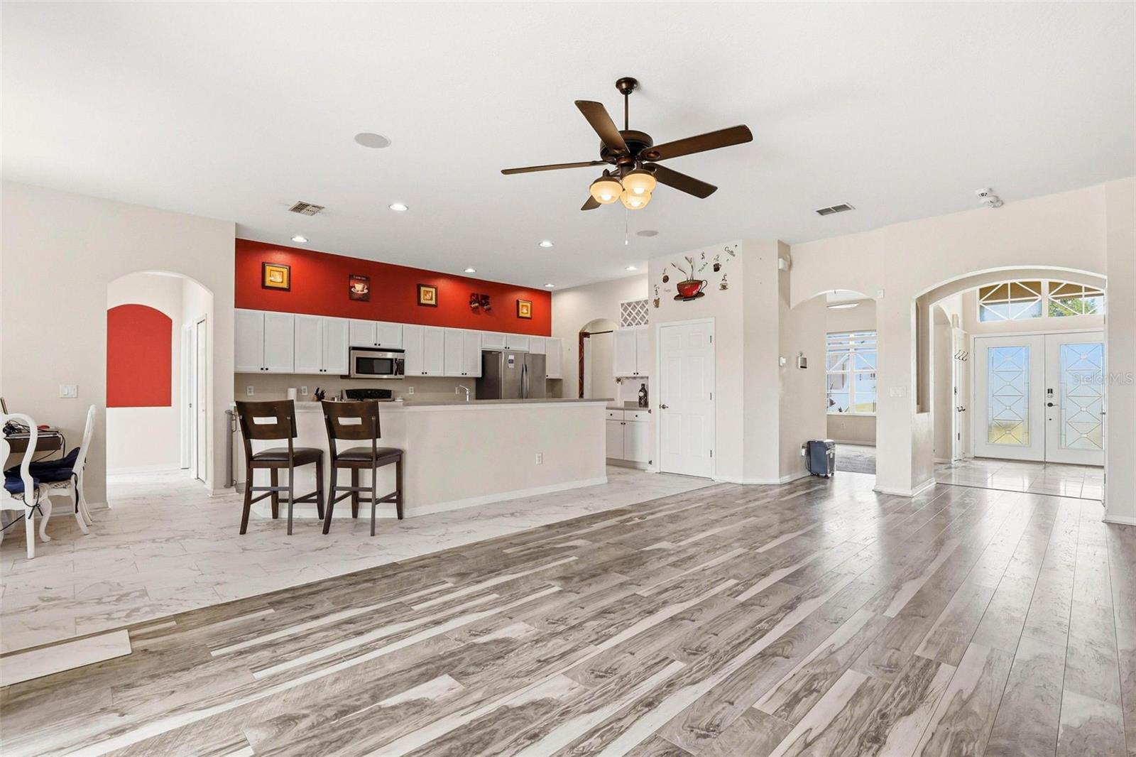 13706 ARTESA BELL DR, RIVERVIEW, FL, 33579
