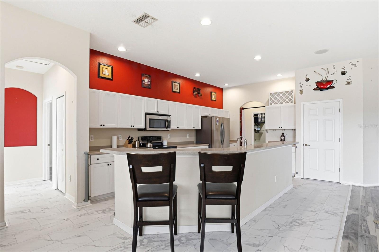13706 ARTESA BELL DR, RIVERVIEW, FL, 33579
