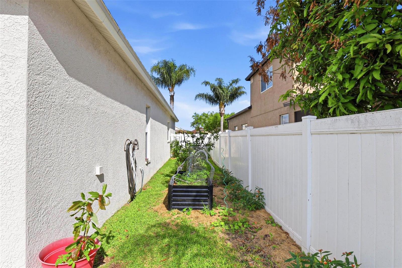 13706 ARTESA BELL DR, RIVERVIEW, FL, 33579